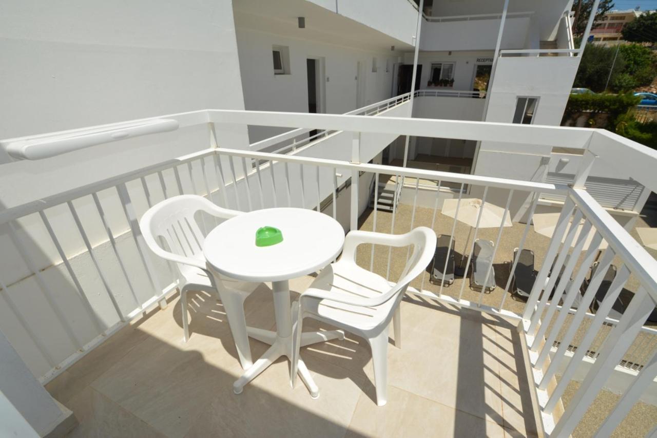 Barbara Hotel Apts Ajia Napa Zewnętrze zdjęcie