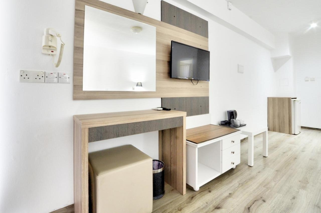 Barbara Hotel Apts Ajia Napa Zewnętrze zdjęcie