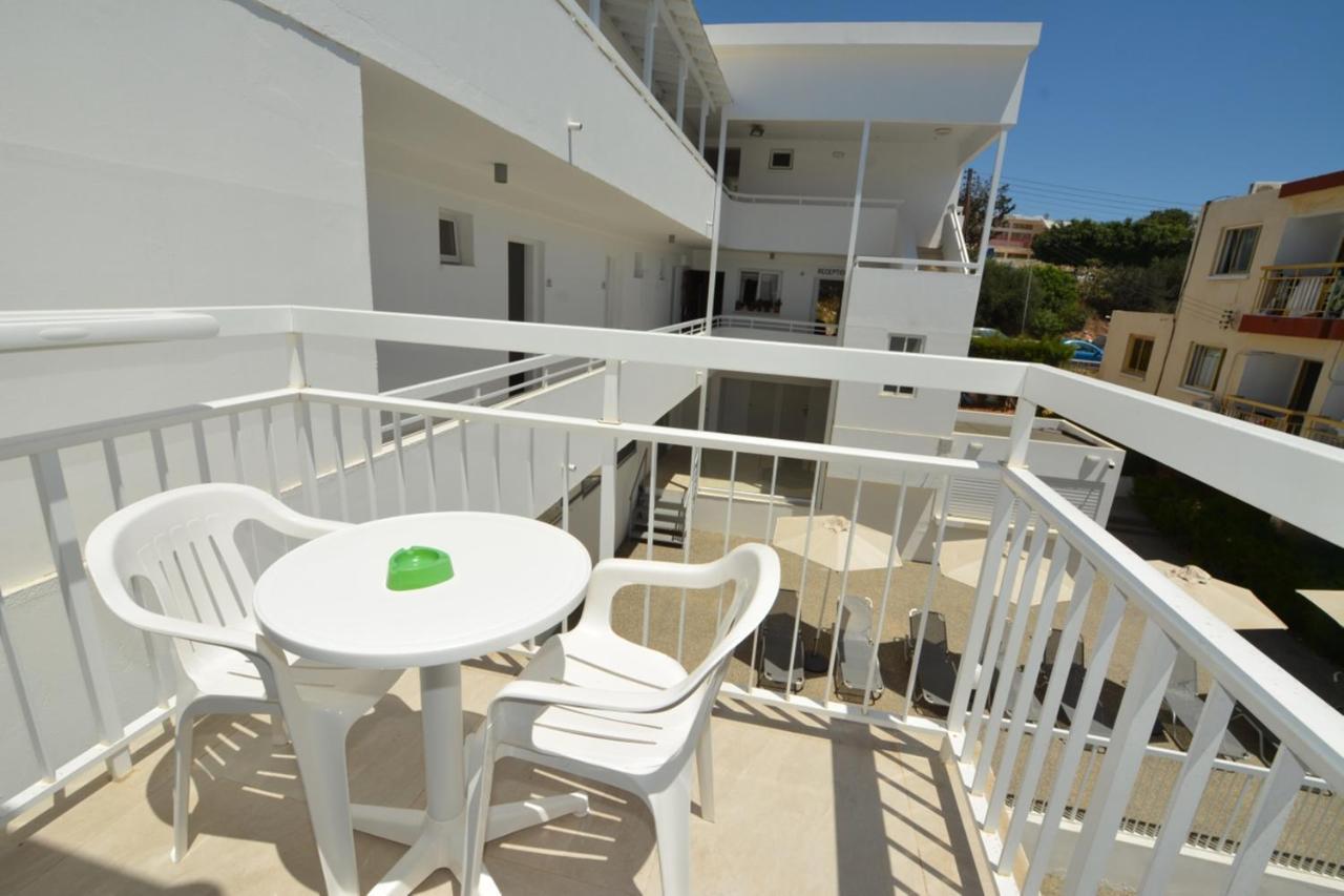 Barbara Hotel Apts Ajia Napa Zewnętrze zdjęcie